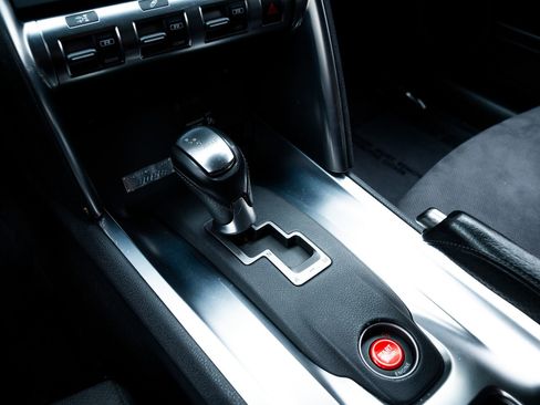 Used 2009 Nissan GT-R Premium AWD/4WD image 13