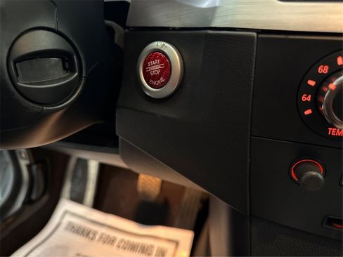 Used 2006 BMW M5 image 29