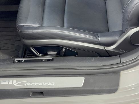 Certified 2022 Porsche 911 Carrera RWD image 16
