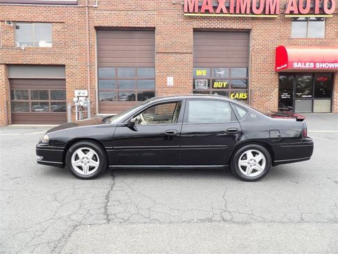 Used 2004 Chevrolet Impala SS w/ Preferred Equipment Group image 4