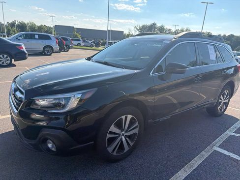 Used 2018 Subaru Outback 2.5i Limited AWD/4WD image 25