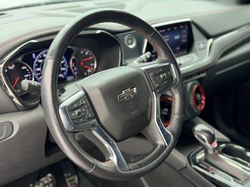 Used 2022 Chevrolet Blazer RS w/ Enhanced Convenience Package image 8