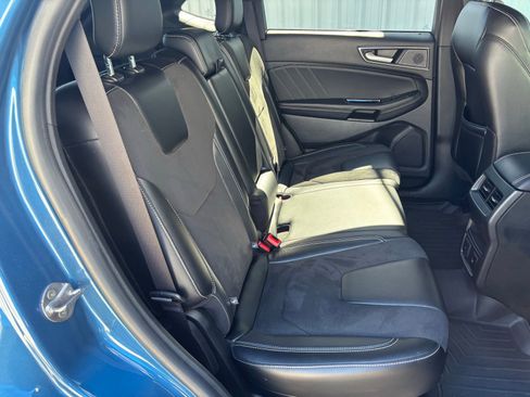 Used 2020 Ford Edge ST image 35