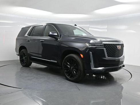 Used 2024 Cadillac Escalade Luxury image 54