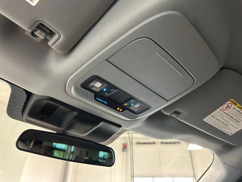 Used 2024 Ford F250 XLT w/ FX4 Off-Road Package image 38