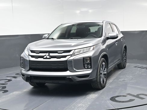 Used 2020 Mitsubishi Outlander Sport SE image 11