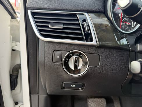 Used 2018 Mercedes-Benz GLS 450 4MATIC image 25