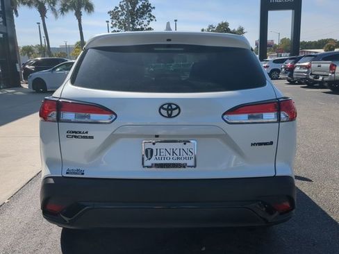 Used 2024 Toyota Corolla Cross S image 4