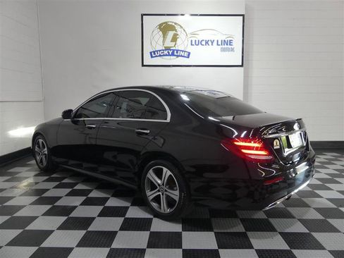 Used 2020 Mercedes-Benz E 350 4MATIC Sedan w/ Premium Package image 11
