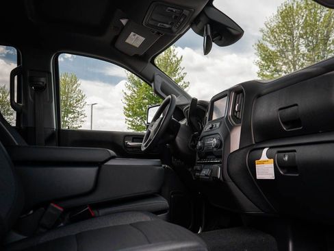 New 2026 Chevrolet Silverado 2500 Custom w/ Custom Value Package AWD/4WD image 9