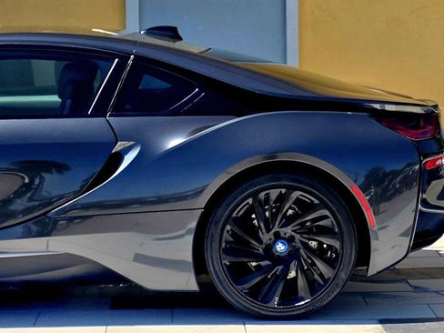 Used 2015 BMW i8 AWD/4WD image 8