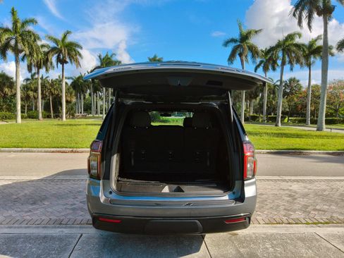 Used 2021 Chevrolet Tahoe RST RWD image 17