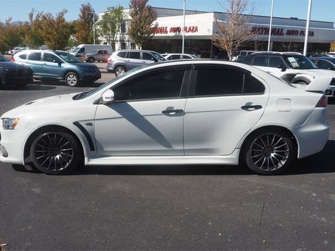 Used 2015 Mitsubishi Lancer Evolution Final Edition image 10