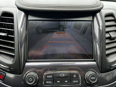 Used 2015 Chevrolet Impala LT image 16