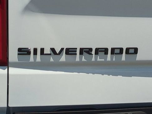 Certified 2026 Chevrolet Silverado 1500 RST AWD/4WD image 10