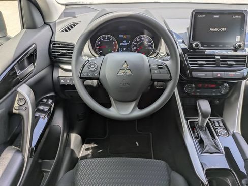 New 2026 Mitsubishi Eclipse Cross LE AWD/4WD image 17