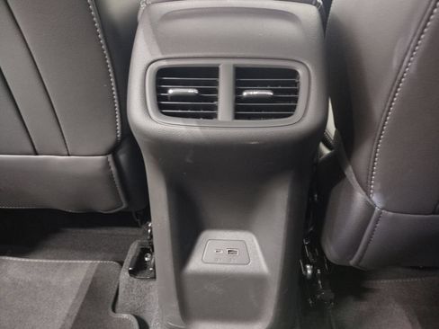 Used 2024 Buick Envision Preferred AWD/4WD image 38