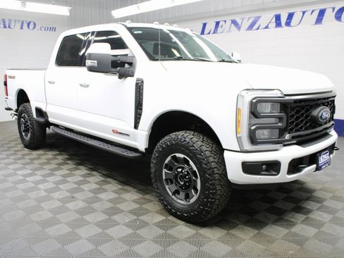 Used 2023 Ford F250 Lariat w/ Lariat Ultimate Package image 3
