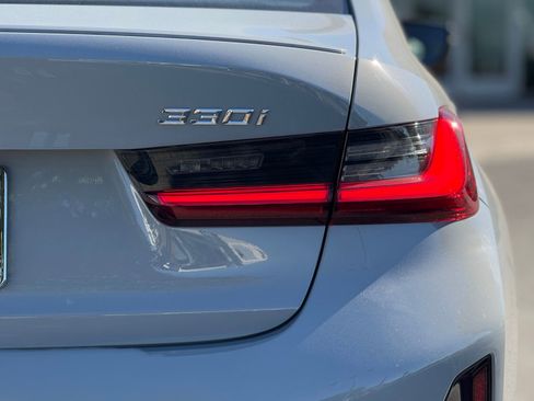 New 2026 BMW 330i Sedan image 14