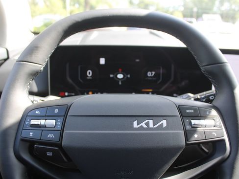 New 2026 Kia Sportage SX FWD image 27