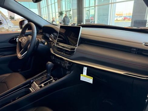 New 2026 Jeep Compass Trailhawk image 8