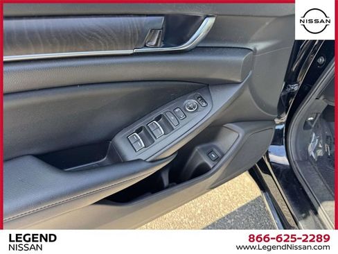 Used 2021 Honda Accord EX image 12