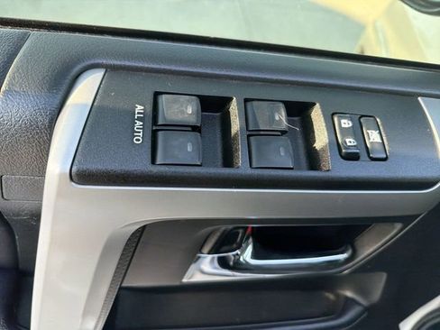 Used 2022 Toyota 4Runner SR5 RWD image 10