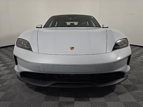 New 2025 Porsche Taycan image 10
