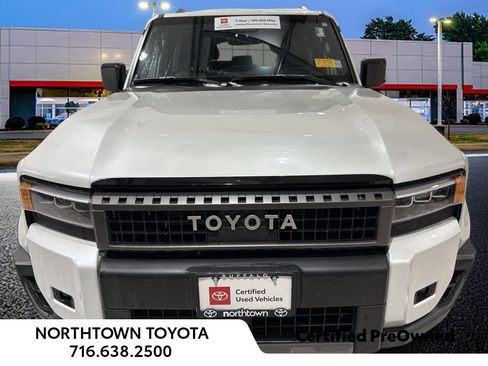 Used 2025 Toyota Land Cruiser image 15