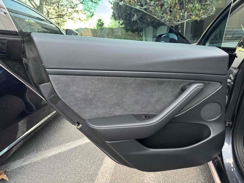 Used 2023 Tesla Model 3 Performance image 64