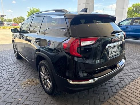 Used 2024 GMC Terrain SLT AWD/4WD image 8