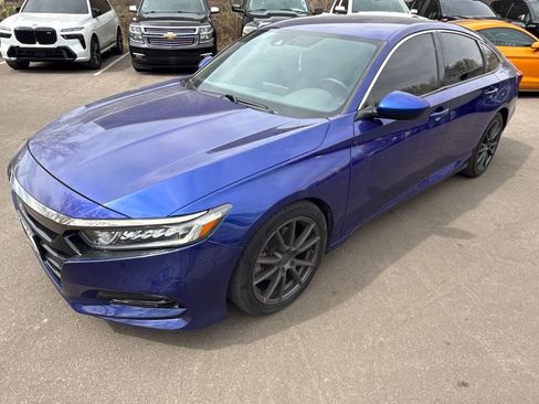 Used 2019 Honda Accord Sport image 3