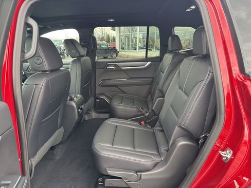 New 2026 GMC Acadia Elevation w/ Black Edition image 10