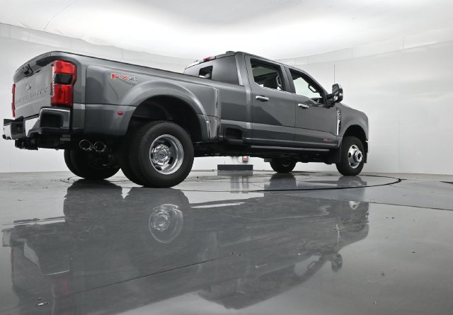 New 2026 Ford F350 Lariat w/ Lariat Ultimate Package AWD/4WD image 39