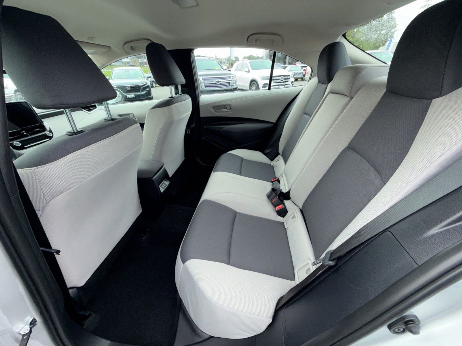 Used 2026 Toyota Corolla LE FWD image 24
