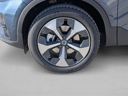 New 2026 Volvo XC40 B4 Plus w/ Climate Package image 11