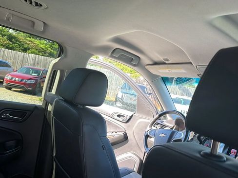 Used 2018 Chevrolet Tahoe Premier RWD image 33