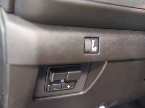 Used 2026 Chevrolet Colorado Trail Boss image 26