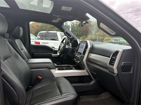 Used 2022 Ford F250 Lariat w/ Tremor Off-Road Package image 17