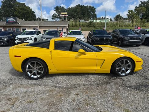 Used 2008 Chevrolet Corvette Coupe RWD image 2