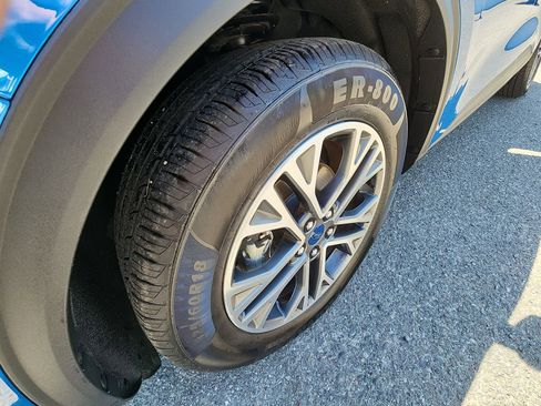 Used 2020 Ford Escape SEL FWD image 19