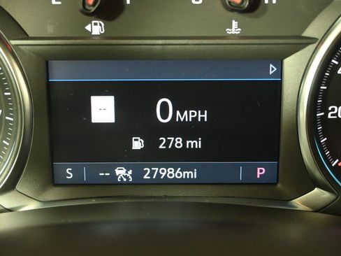 Used 2024 Chevrolet Equinox LT AWD/4WD image 25