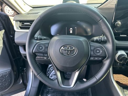 Certified 2023 Toyota RAV4 Limited AWD/4WD image 18