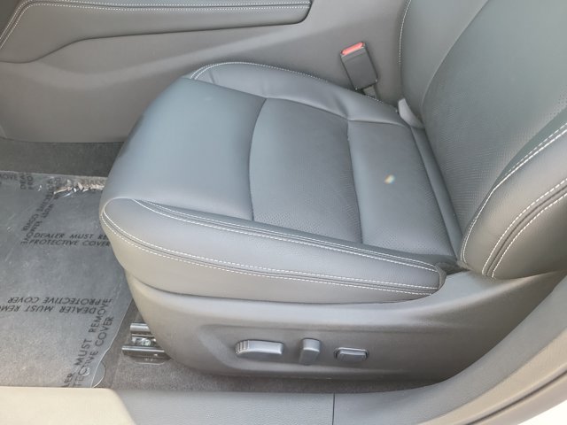 Used 2025 Nissan Altima 2.5 SL FWD image 14