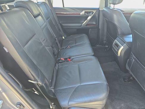Used 2016 Lexus GX 460 w/ Premium Package AWD/4WD image 13