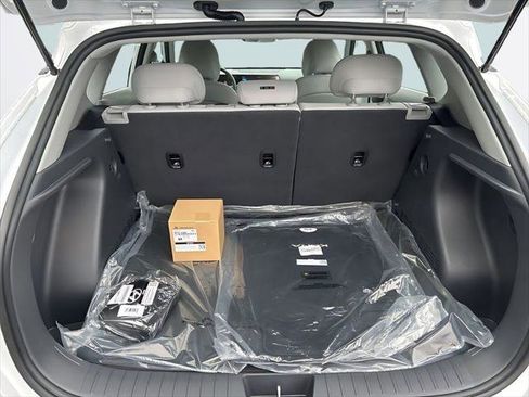 New 2026 Hyundai Kona SE FWD image 13