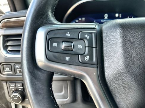 Used 2022 Chevrolet Tahoe Z71 w/ Luxury Package image 31