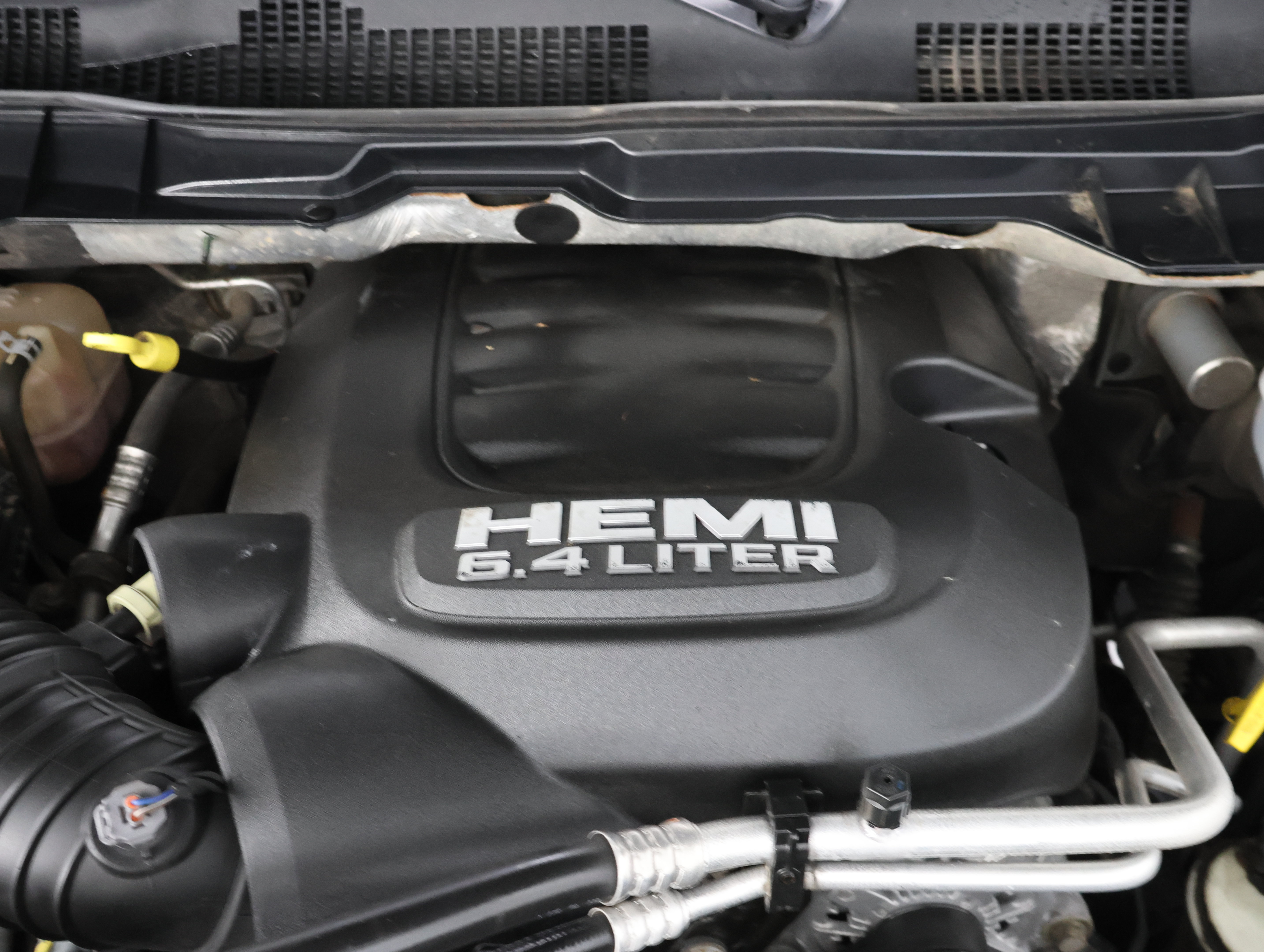 Used 2018 RAM 2500 Big Horn w/ Sport Appearance Group AWD/4WD image 19