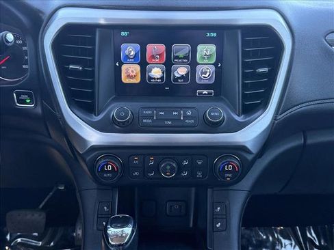 Used 2017 GMC Acadia SLT FWD image 17