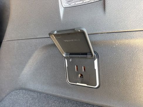 New 2025 Cadillac Escalade IQ Luxury 2 image 30